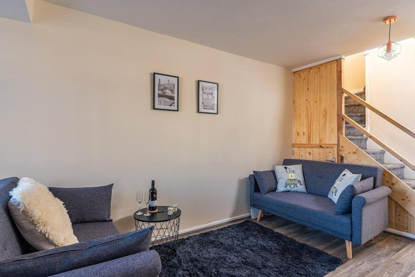 Dudley-Hospital-3Bed-Parking-Long Stay-Contractor Brierley Hill Exterior foto